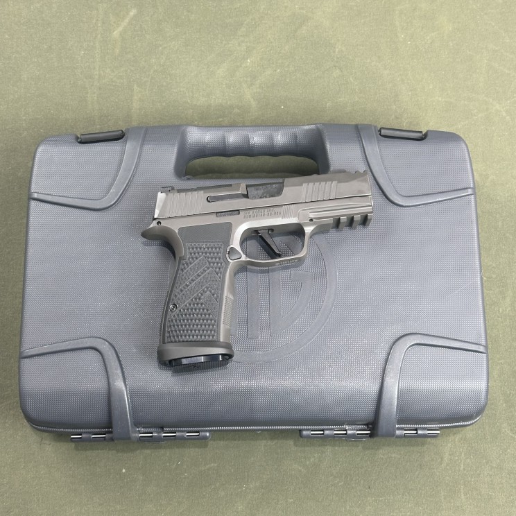 Sig Sauer P365 AXG Legion 9mm